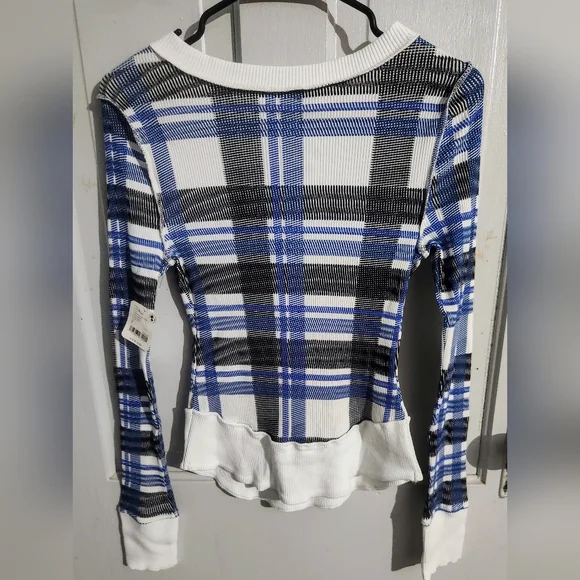 NWOT FP Movement Rally Printed Layer - Picture 5 of 7